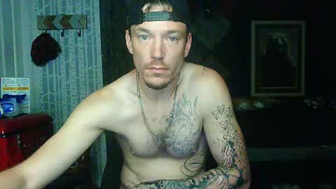 Snapshot of oh_you_know69 chatting on 09.24.25 who dares  toss me some  tips lets have fun online show from 09.24.25