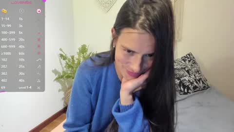 Snapshot of ohanna_ chatting on 01.11.25 ohanna_ online show from 01.11.25