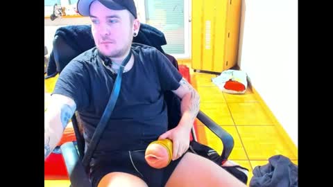 Chris online show from 01.12.25