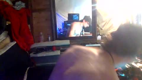 Snapshot of ohiomade38 chatting on 12.21.25 ohiomade38 online show from 12.21.25