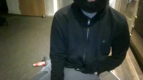 Snapshot of ohmibodslave chatting on 02.17.25 TheDee online show from 02.17.25