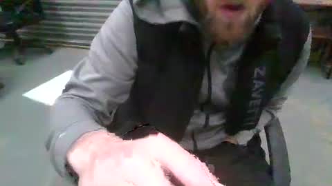 Snapshot of ohmibodslave chatting on 01.11.26 TheDee online show from 01.11.26