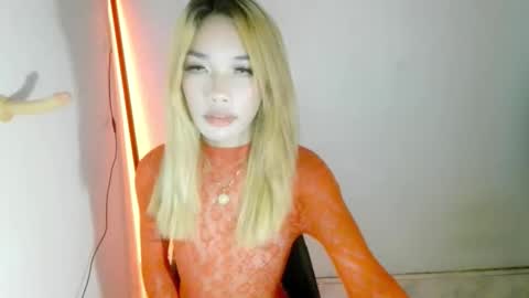 Snapshot of ohmyalessandraxcx chatting on 09.19.25 ohmyalessandraxcx online show from 09.19.25