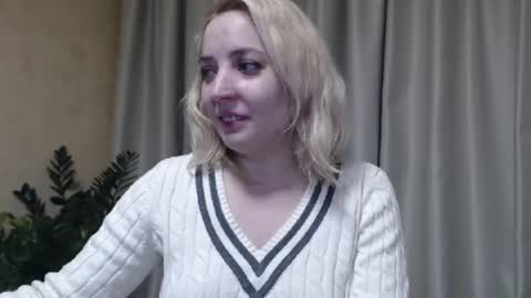 Mari online show from 01.23.25