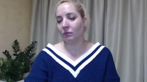 Mari online show from 01.24.25