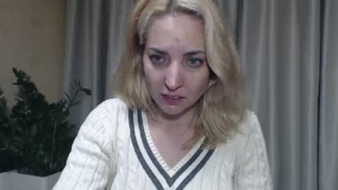 Mari online show from 10.12.25