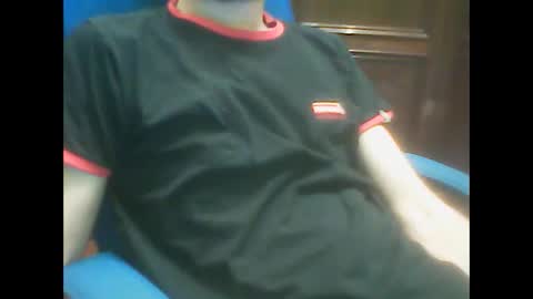 Snapshot of ojosverdess30 chatting on 01.12.25 ojosverdess30 online show from 01.12.25