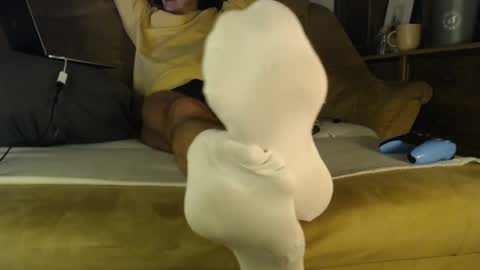 okayletschill online show from 02.19.25