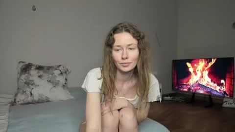 Snapshot of oksanafedorova chatting on 05.10.26 Welcome to my fans page online show from 05.10.26