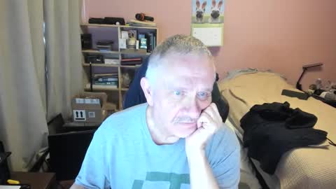 older_guy1 online show from 05.08.26