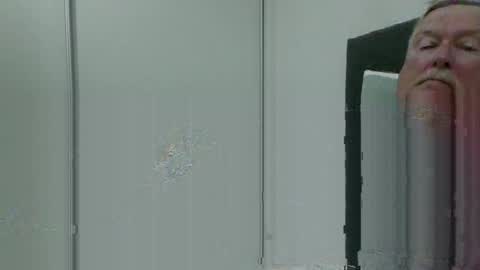 Snapshot of oldguy0702 chatting on 09.09.25 oldguy0702 online show from 09.09.25