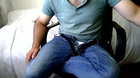 Snapshot of oldjeremy chatting on 08.01.26 oldjeremy online show from 08.01.26
