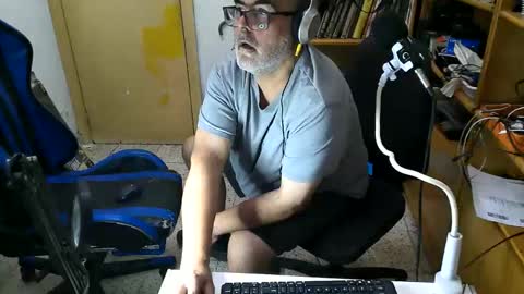 Snapshot of olegariooticario784770 chatting on 05.29.26 olegariooticario784770 online show from 05.29.26