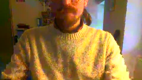 Snapshot of olegoude chatting on 12.20.25 OleGoude online show from 12.20.25