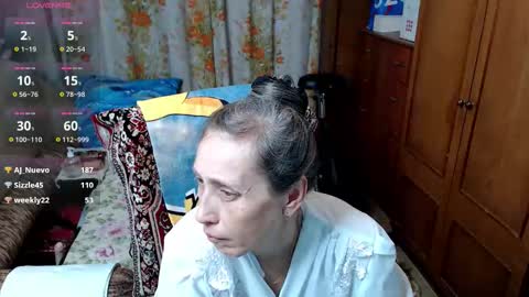 Olguscha online show from 10.25.25