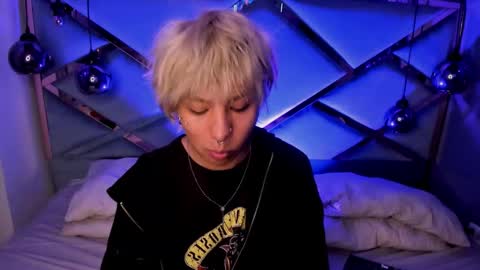 oliiverr22 online show from 01.15.26