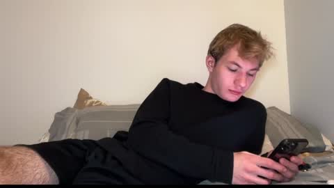 Snapshot of oliver_beck chatting on 01.03.25 Oliver Beck online show from 01.03.25