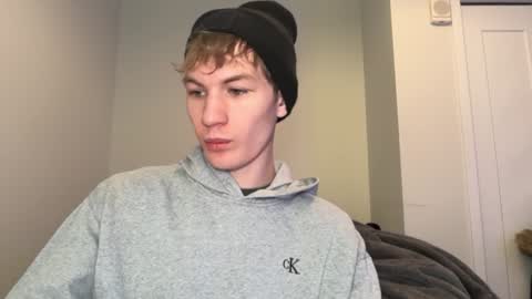 Snapshot of oliver_beck chatting on 02.02.25 Oliver Beck online show from 02.02.25