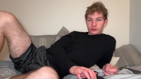 Snapshot of oliver_beck chatting on 02.13.25 Oliver Beck online show from 02.13.25