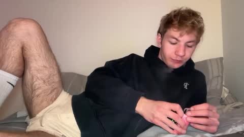 Snapshot of oliver_beck chatting on 03.02.25 Oliver Beck online show from 03.02.25