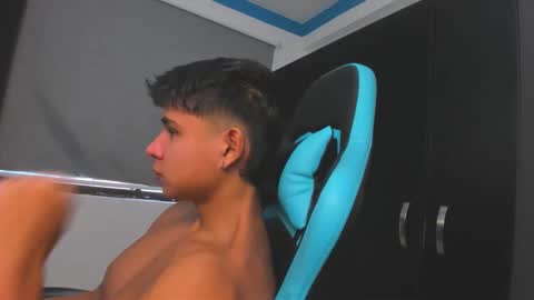 Oliver bray online show from 10.28.25