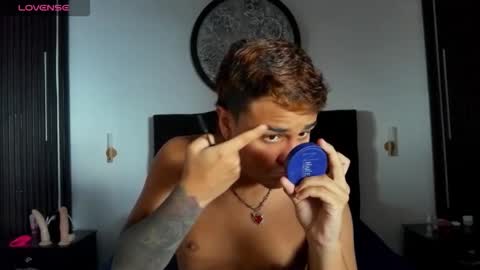 Snapshot of oliver_fuck chatting on 02.01.26 HansOliver online show from 02.01.26