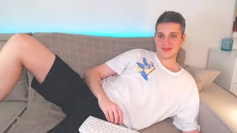 Oliver online show from 03.12.25