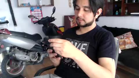 oliver_laid_2023 online show from 05.16.26