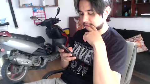 oliver_laid_2023 online show from 05.16.26