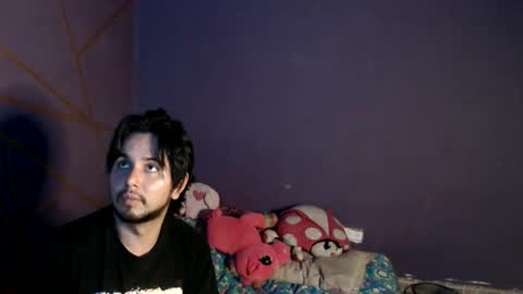 oliver_laid_2023 online show from 05.24.26