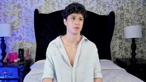  OLIVER  online show from 04.16.26