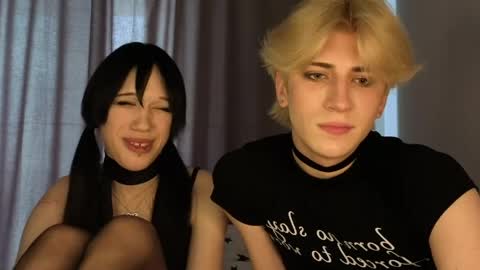 Snapshot of oliver_star_boy chatting on 05.23.26 oliver online show from 05.23.26