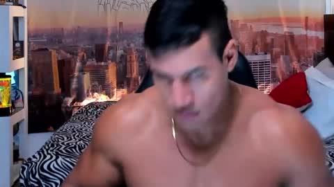 oliver_tommy online show from 10.10.25