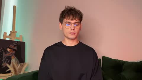 Snapshot of oliverlawrence chatting on 07.10.26 oliverlawrence online show from 07.10.26