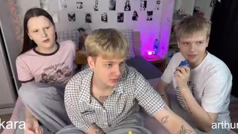 Snapshot of olivertasty chatting on 03.05.26 oliver online show from 03.05.26