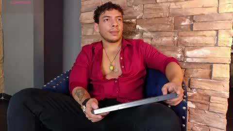 Snapshot of oliverwyse chatting on 06.17.26 Oliver online show from 06.17.26