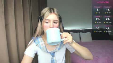 Olivia online show from 11.23.25