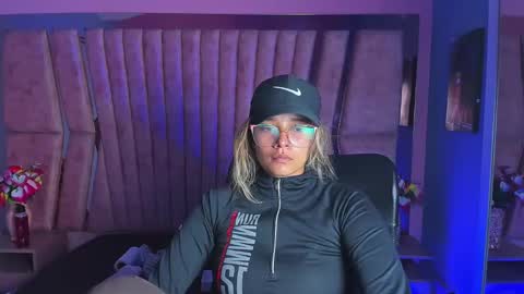  OLIVIA  online show from 01.21.25