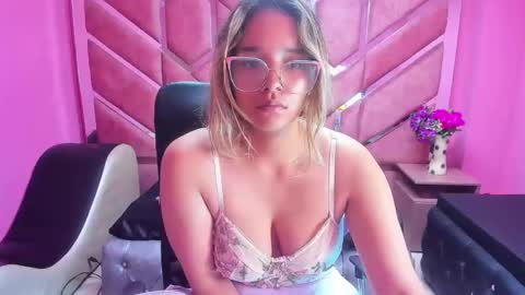  OLIVIA  online show from 01.26.25