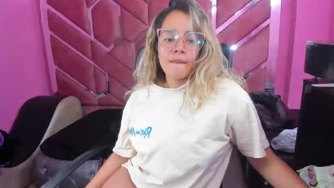  OLIVIA  online show from 02.09.25