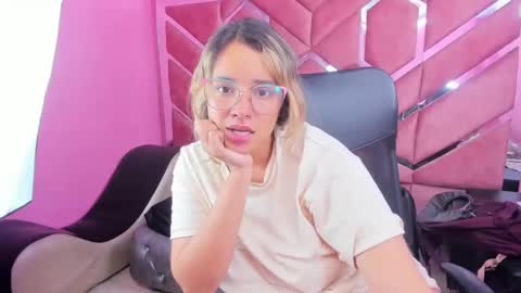  OLIVIA  online show from 02.09.25