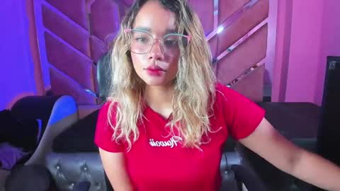  OLIVIA  online show from 02.20.25