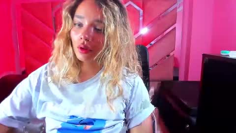  OLIVIA  online show from 02.26.25