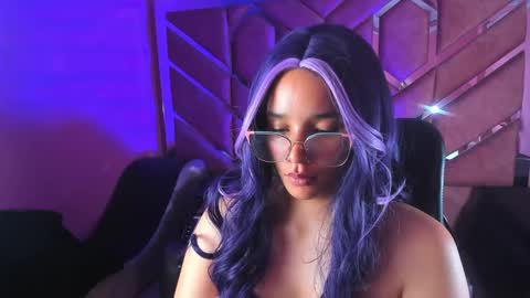  OLIVIA  online show from 03.04.25