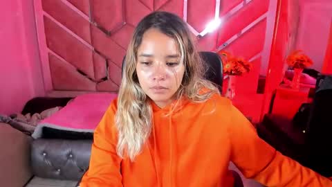  OLIVIA  online show from 09.29.25