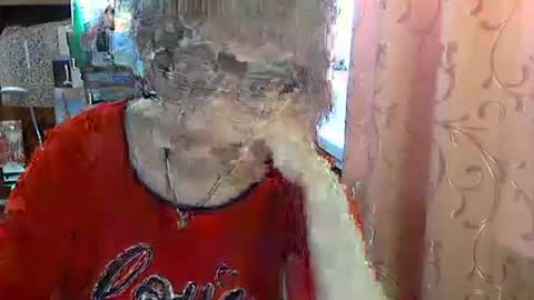 Olivia Mia online show from 04.07.26