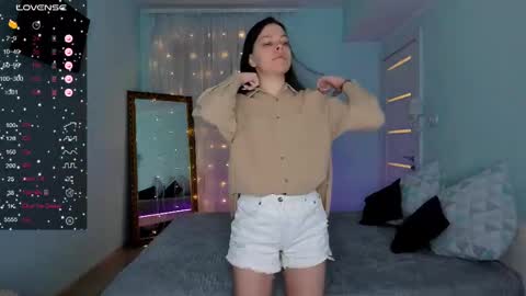 Olivia online show from 03.03.25