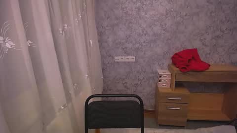 Snapshot of olivia_red_ chatting on 12.24.24 Olivia online show from 12.24.24