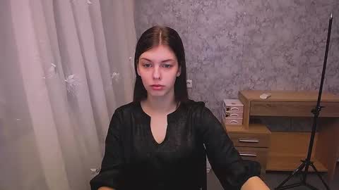 Snapshot of olivia_red_ chatting on 12.27.24 Olivia online show from 12.27.24