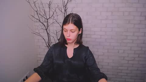 Snapshot of olivia_red_ chatting on 01.03.25 Olivia online show from 01.03.25